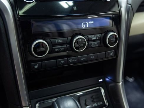 Used 2021 Subaru Ascent Limited w/ Technology Package AWD/4WD image 19
