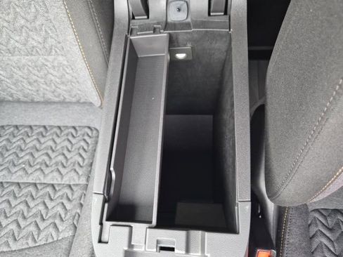 Used 2024 Chevrolet Equinox LT w/ LPO, Floor Liner Package image 33