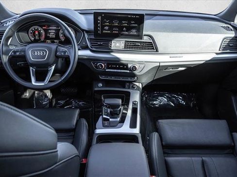 Used 2025 Audi Q5 2.0T Premium image 20