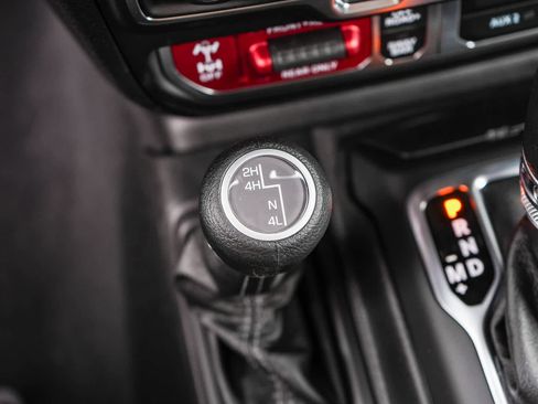 New 2026 Jeep Wrangler Unlimited Rubicon w/ Xtreme 35 Tire Package image 20