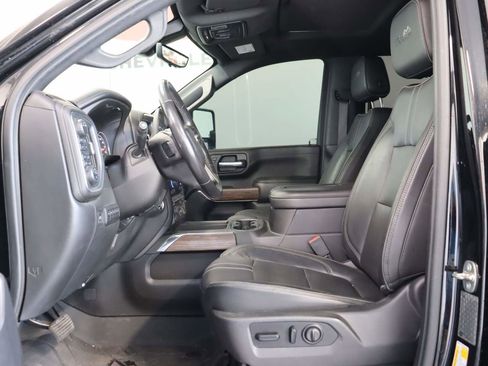 Used 2020 Chevrolet Silverado 2500 High Country w/ Z71 Off-Road Package AWD/4WD image 8