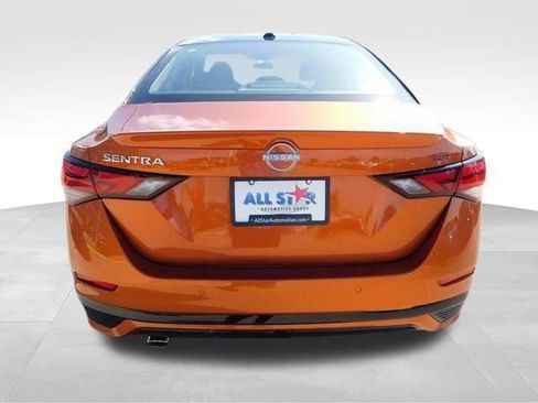 Used 2025 Nissan Sentra SR image 9