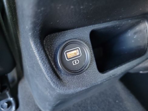 Used 2023 Kia Seltos S FWD image 13