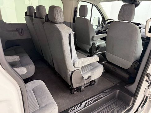 Used 2015 Ford Transit 350 XLT RWD image 31