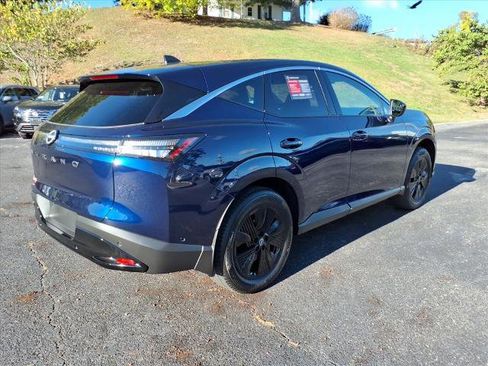 Certified 2025 Nissan Murano SV w/ Cargo Package image 5