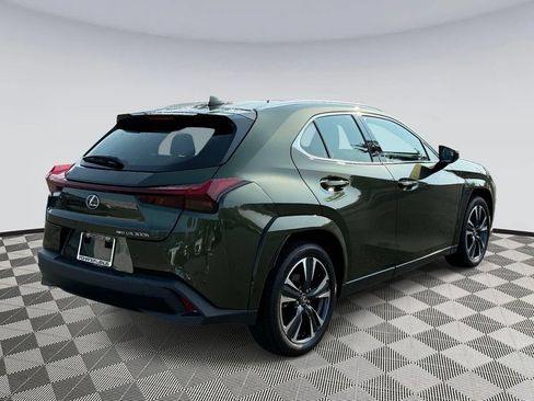 Used 2025 Lexus UX 300h AWD w/ Accessory Package (Z1) image 2