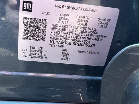 Used 2024 Buick Encore GX Avenir w/ Avenir Convenience Package FWD image 37
