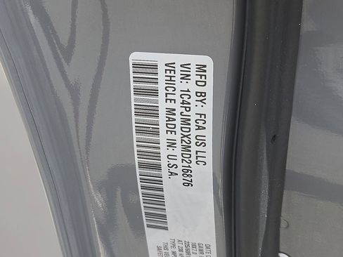 Used 2021 Jeep Cherokee Limited image 26