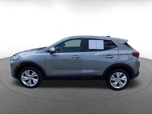 Used 2025 Buick Encore GX Preferred FWD image 9