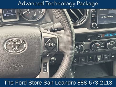 Used 2021 Toyota Tacoma TRD Off-Road w/ TRD Premium Off Road Package AWD/4WD image 17