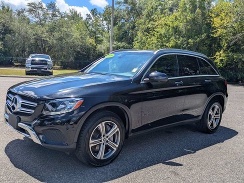 Used 2019 Mercedes-Benz GLC 300 4MATIC image 8