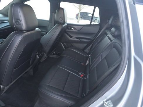 Used 2025 Chevrolet Equinox LT w/ Convenience Package II image 18