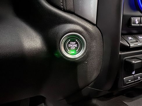 Certified 2022 Chevrolet Silverado 1500 LTZ w/ LTZ Premium Package image 6