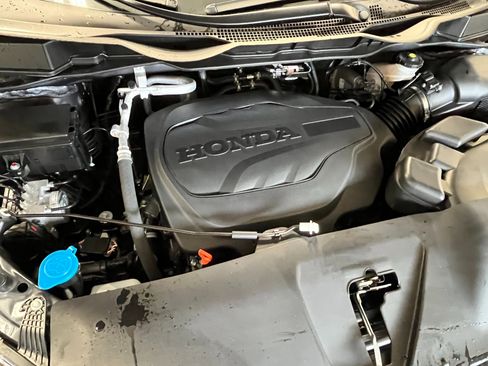 New 2026 Honda Odyssey Touring image 12