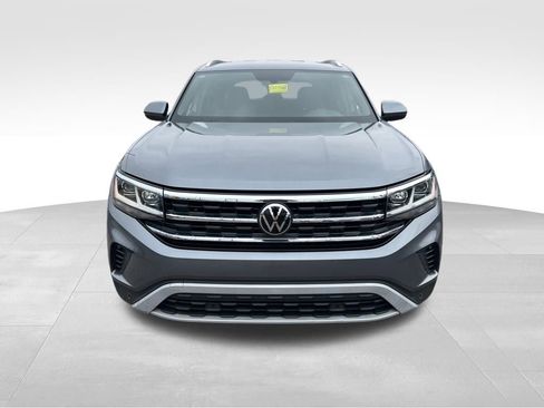Used 2023 Volkswagen Atlas Cross Sport SE image 3