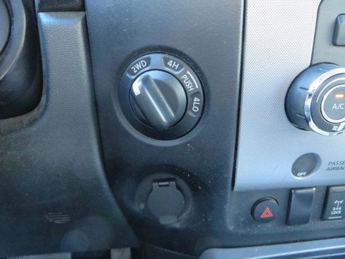 Used 2011 Nissan Titan PRO-4X image 23