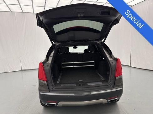 Used 2019 Cadillac XT5 Platinum AWD/4WD image 13