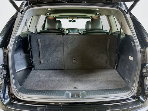 Used 2014 Toyota Highlander XLE image 26