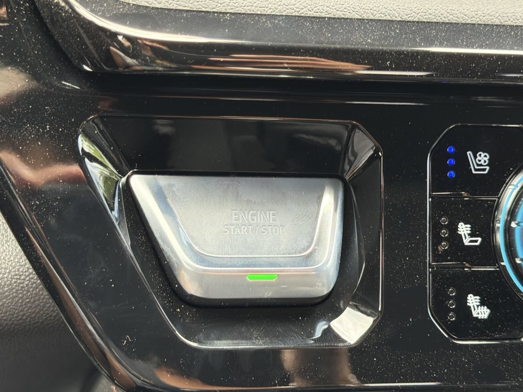New 2026 GMC Sierra 1500 AT4 w/ Technology Package AWD/4WD image 8
