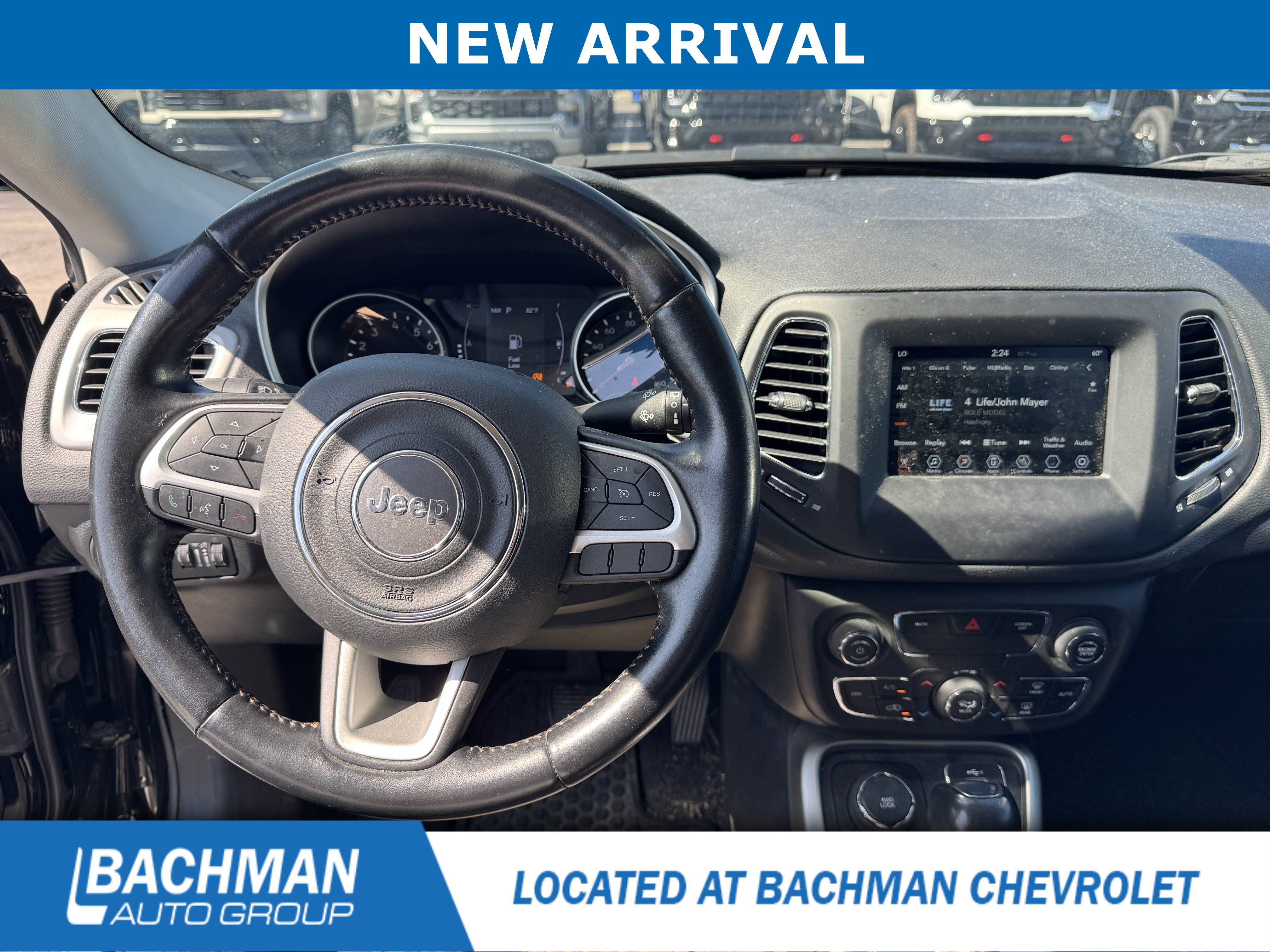 Used 2020 Jeep Compass Latitude w/ Cold Weather Group AWD/4WD image 7