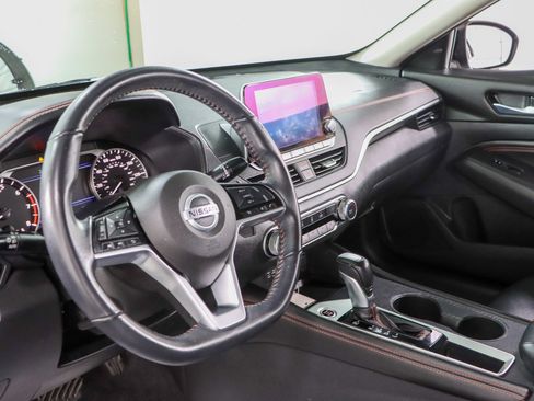 Used 2021 Nissan Altima 2.5 SR FWD image 22