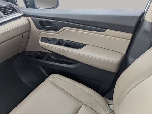 Used 2024 Honda Odyssey EX-L image 19