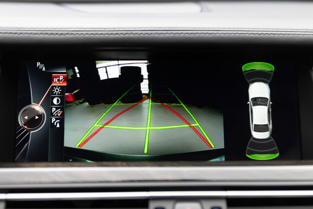Used 2014 BMW 750i RWD image 89