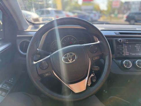 Used 2016 Toyota RAV4 LE AWD/4WD image 29