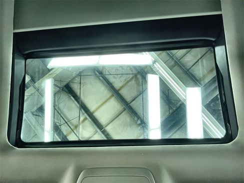 Used 2023 MAZDA CX-50 2.5 S w/ Preferred Plus Pkg image 28