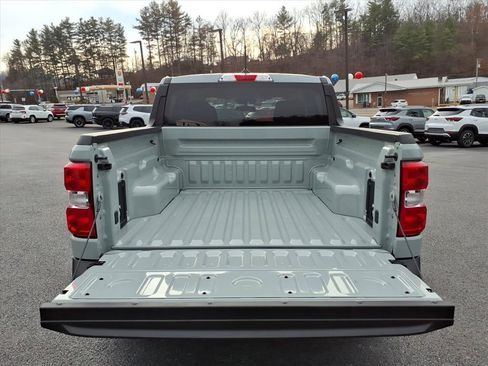 Used 2024 Ford Maverick XL image 7