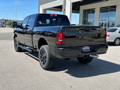 New 2026 RAM 2500 Tradesman AWD/4WD image 4