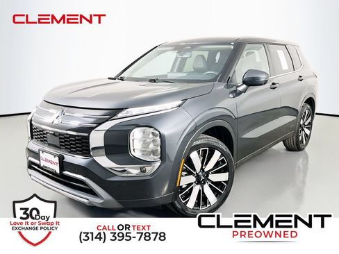 Used 2025 Mitsubishi Outlander SE FWD image 1