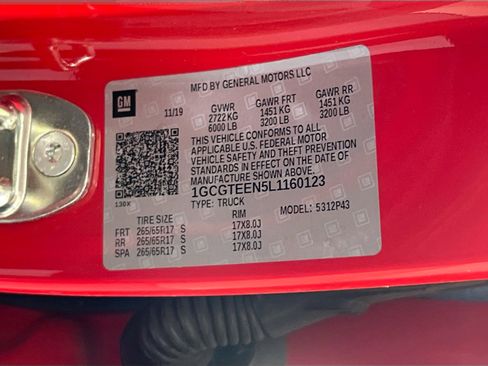 Used 2020 Chevrolet Colorado ZR2 image 29