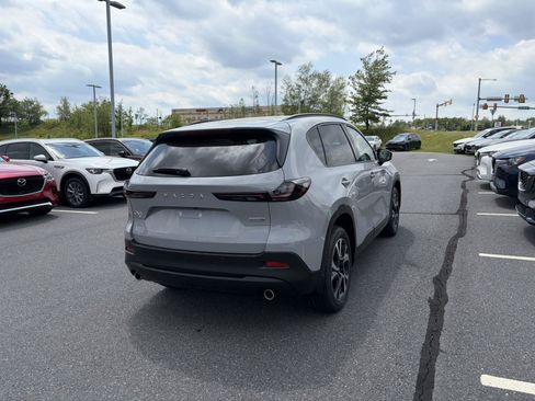 New 2026 MAZDA CX-5 Preferred AWD/4WD image 2