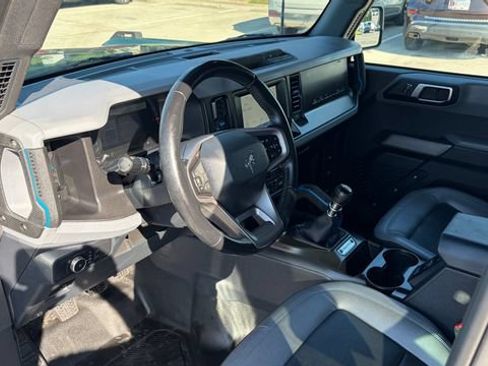 Used 2022 Ford Bronco Black Diamond AWD/4WD image 2