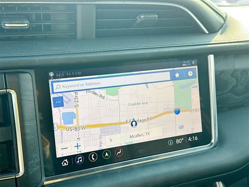 Used 2021 GMC Yukon XL Denali w/ Denali Premium Package image 13