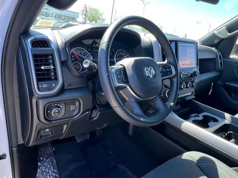 New 2026 RAM 1500 Express AWD/4WD image 19