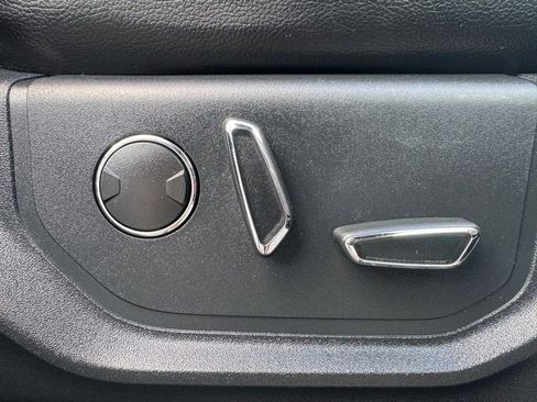 Used 2019 Ford F250 Lariat w/ Lariat Ultimate Package image 23