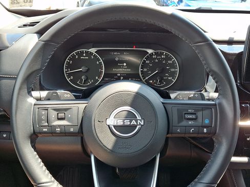 Certified 2024 Nissan Pathfinder SV w/ Lighting Package (N92) AWD/4WD image 19