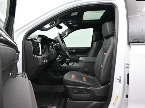 Used 2026 GMC Sierra 1500 AT4 w/ AT4 Premium Package AWD/4WD image 9