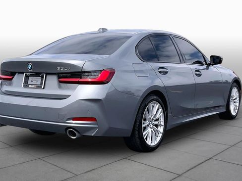 Used 2023 BMW 330i Sedan w/ Convenience Package RWD image 13
