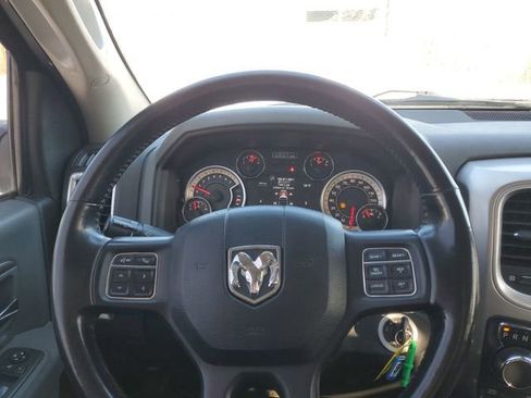 Used 2018 RAM 1500 Big Horn image 11