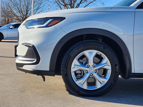 Certified 2024 Honda HR-V LX image 8