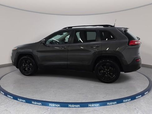 Used 2016 Jeep Cherokee High Altitude AWD/4WD image 9