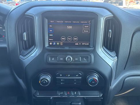 Used 2020 Chevrolet Silverado 1500 Custom w/ Custom Value Package image 13