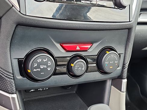 Used 2023 Subaru Forester Premium image 16