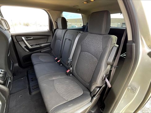 Used 2012 GMC Acadia SL w/ Preferred Package FWD image 17