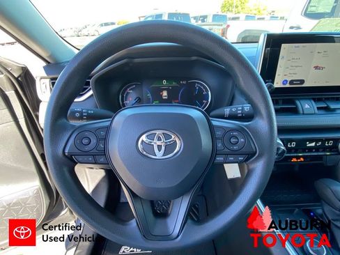 Certified 2025 Toyota RAV4 LE AWD/4WD image 33