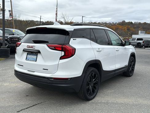 Certified 2021 GMC Terrain SLT w/ Infotainment Package II image 4