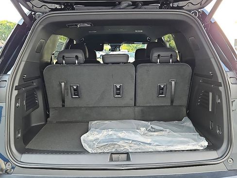 New 2026 Chevrolet Traverse LT AWD/4WD image 12